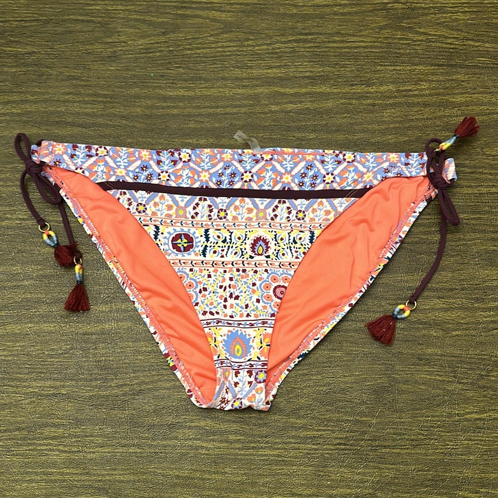 Rod Beattie bikini bottoms size 12, almost new. Multi color